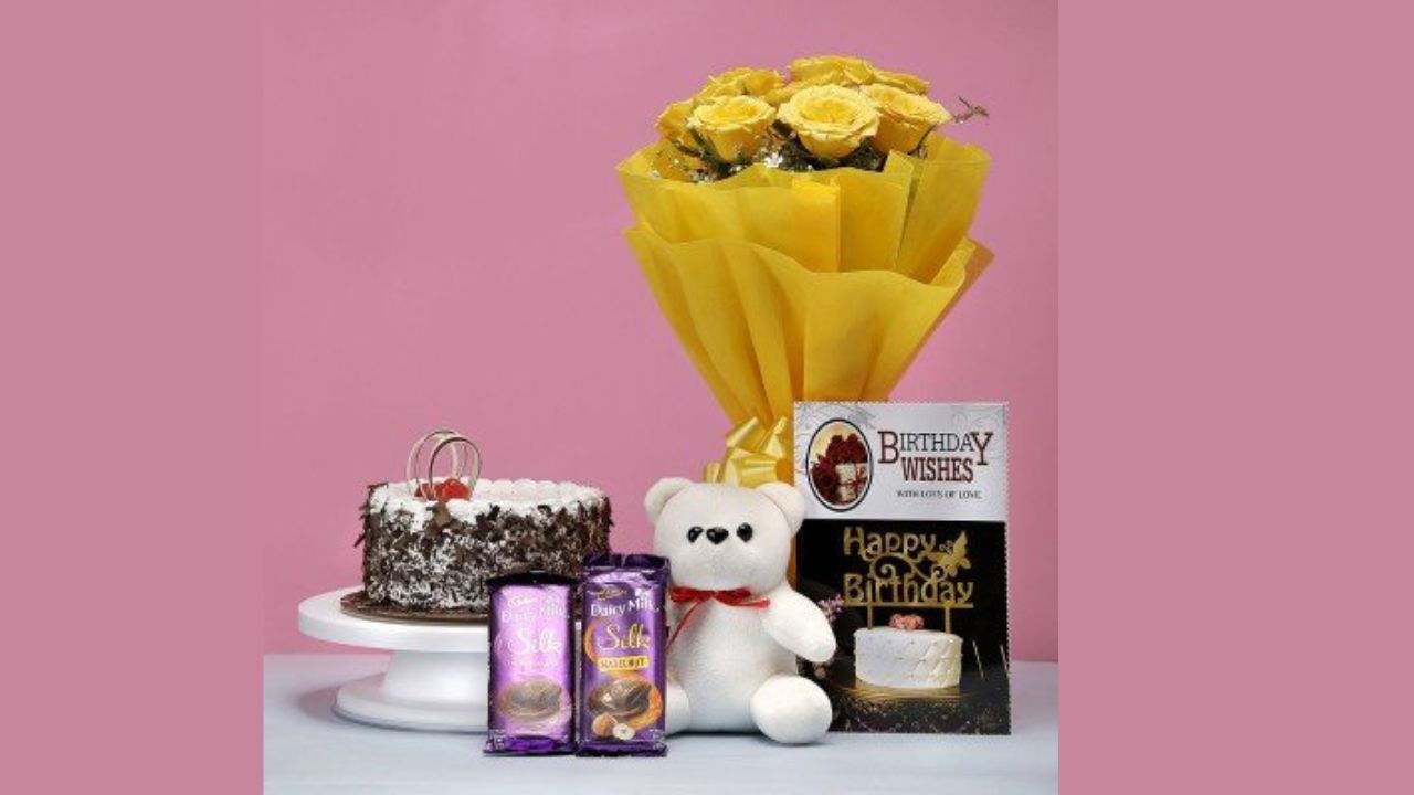 Gift Ideas for NRIs for Birthdays